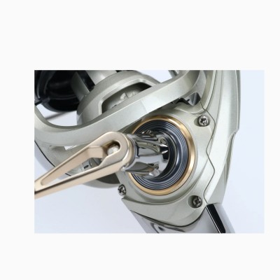 Mulinello Daiwa Emblem Surf Light 35 CW QD-P